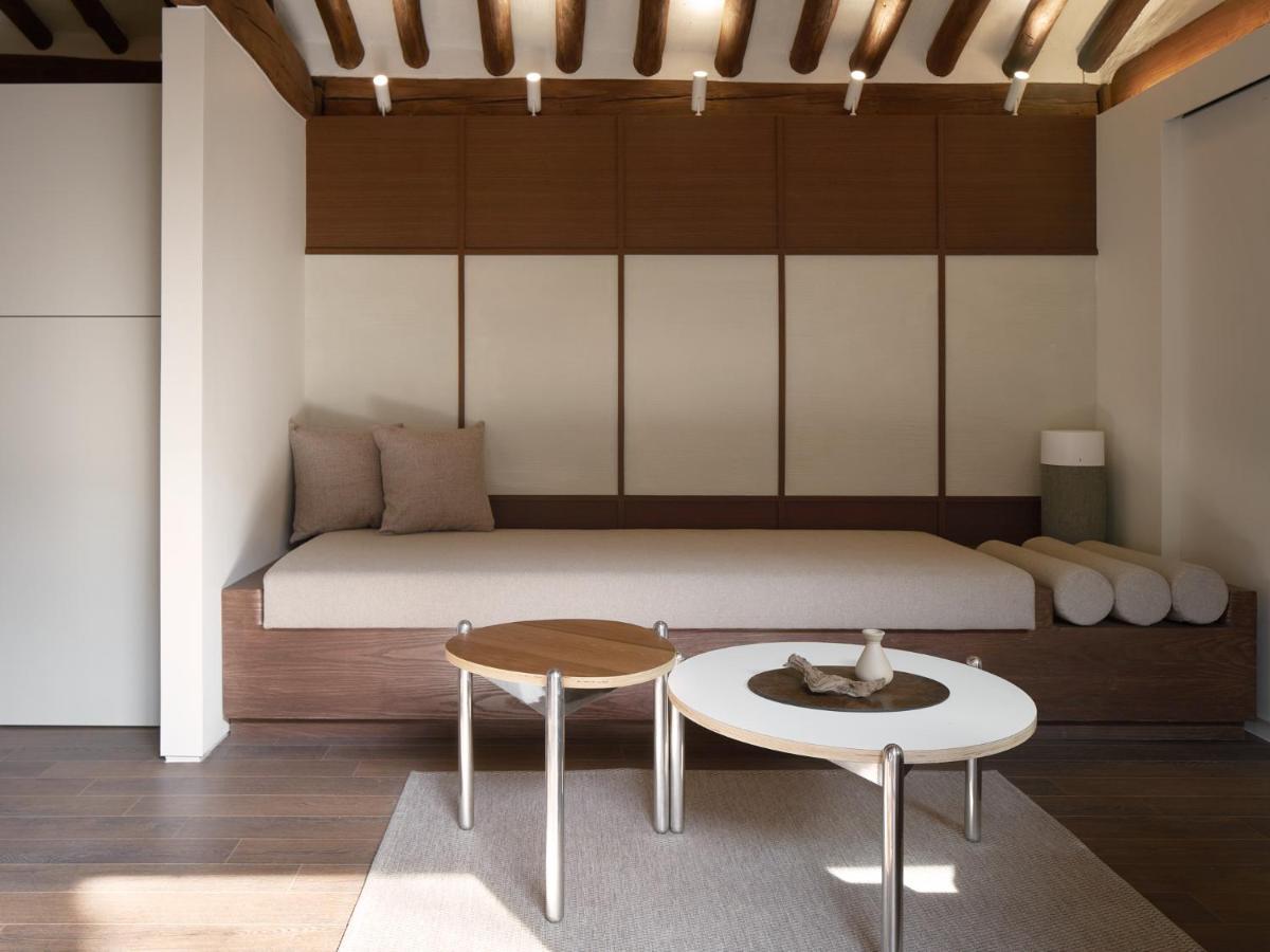 Elegance Villa *